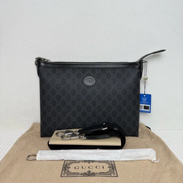 未使用 GUCCI/古驰 7978/男士时尚经典黑老花单肩包/可手拿