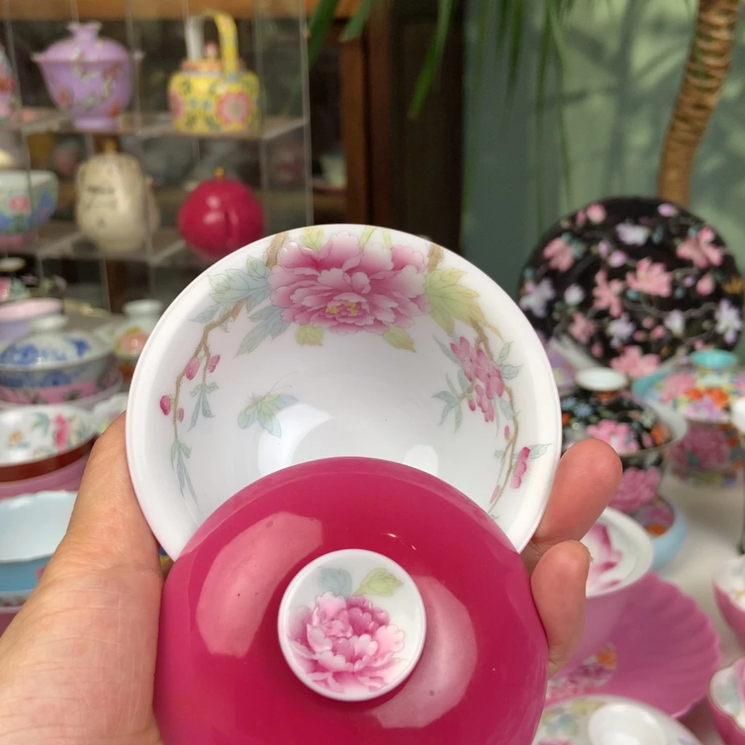瑕疵胭脂红内绘牡丹花