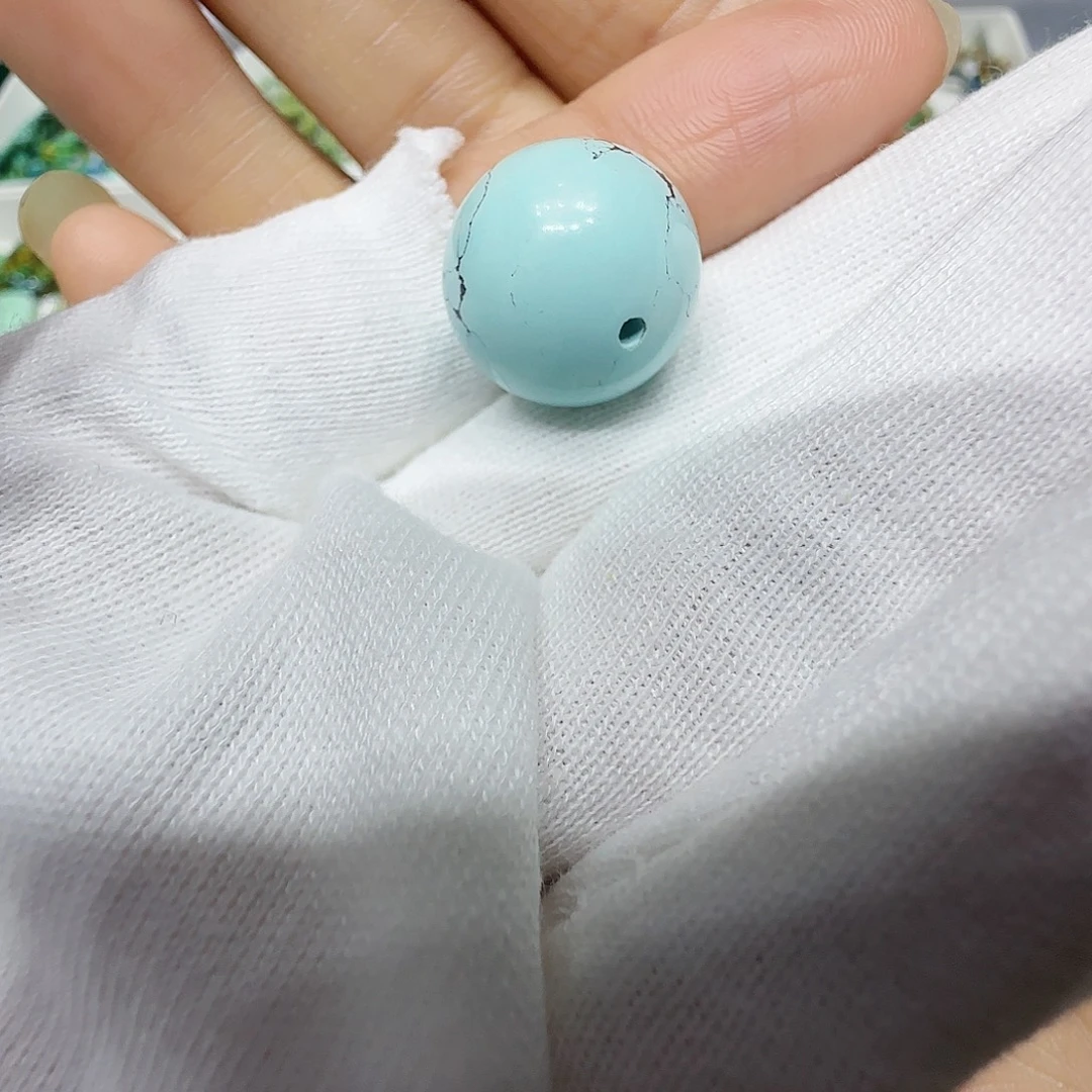 未镶嵌绿松石原矿绿松石