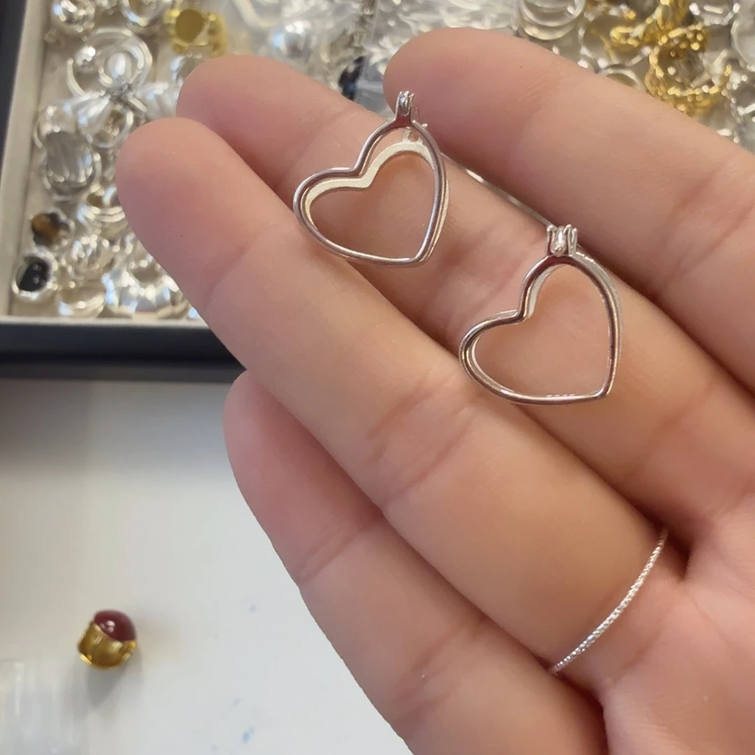 925银立体爱心耳环清货