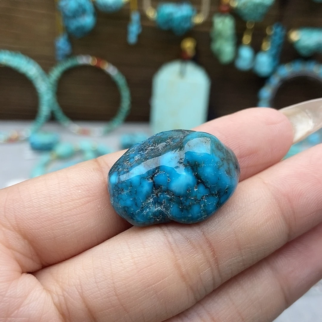 绿松石未镶嵌玉化蓝