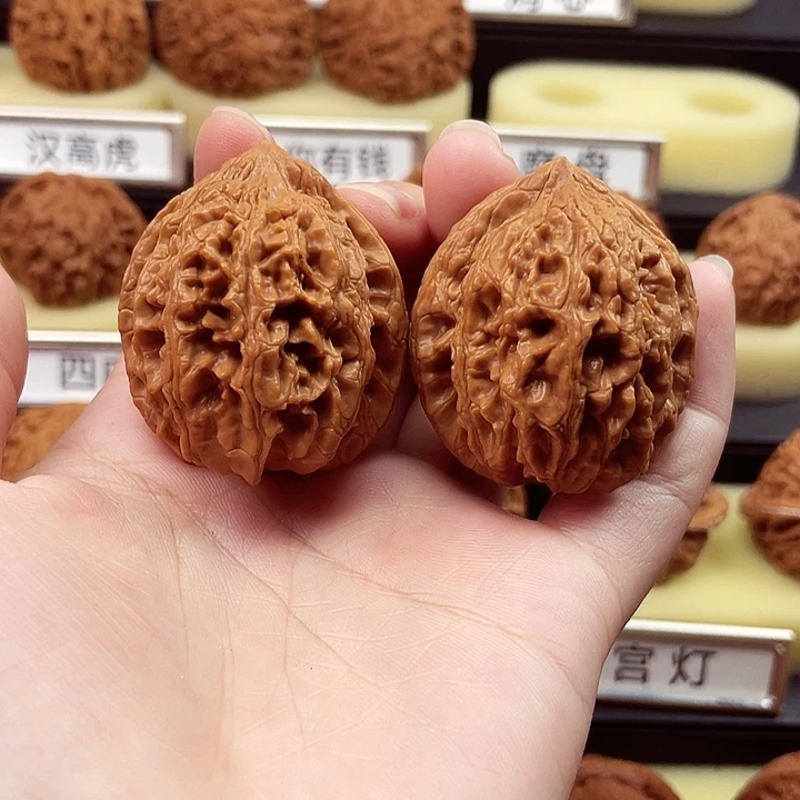 文玩核桃吊坠大沽石38全品