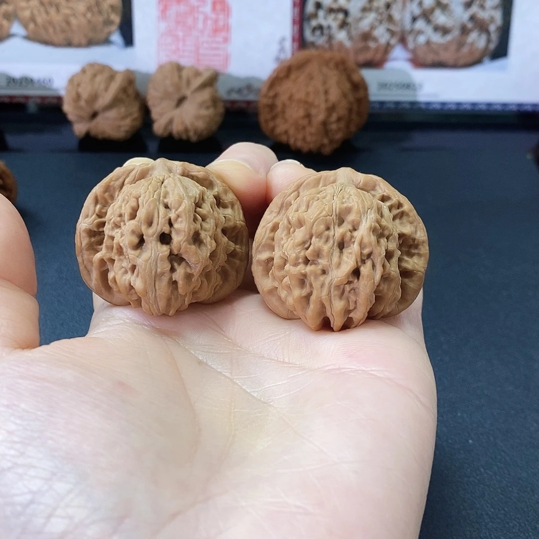 文玩核桃把件飞楼088-全品36