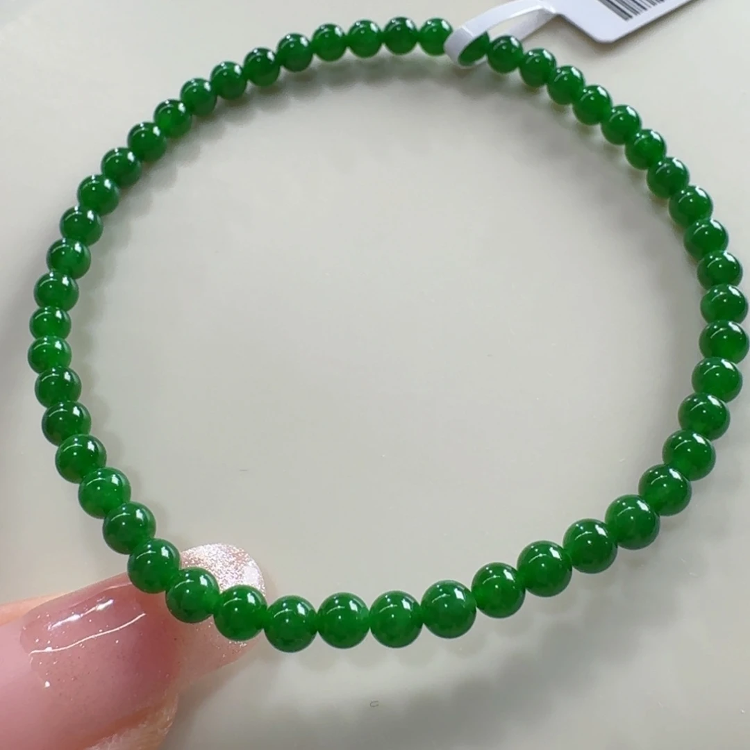 子***鱼翡翠未镶嵌手链冰胶正辣绿串卡3.7 色标！巨漏！
