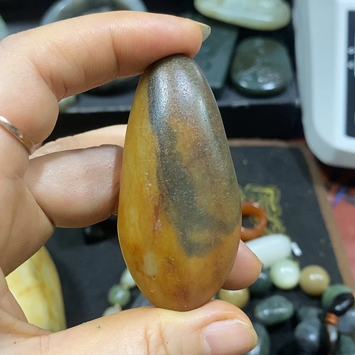 未镶嵌和田玉（糖玉）挂件
