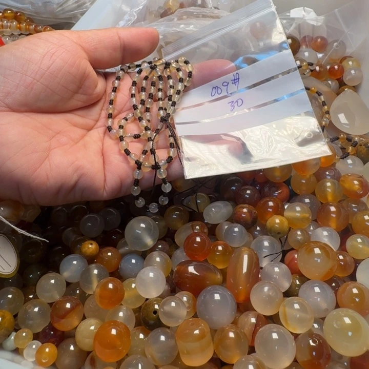 夏****玛瑙/玉髓颈饰合金009