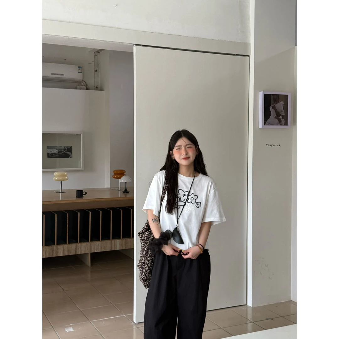 81003#韩系ins风舒适百搭绣花短袖T恤