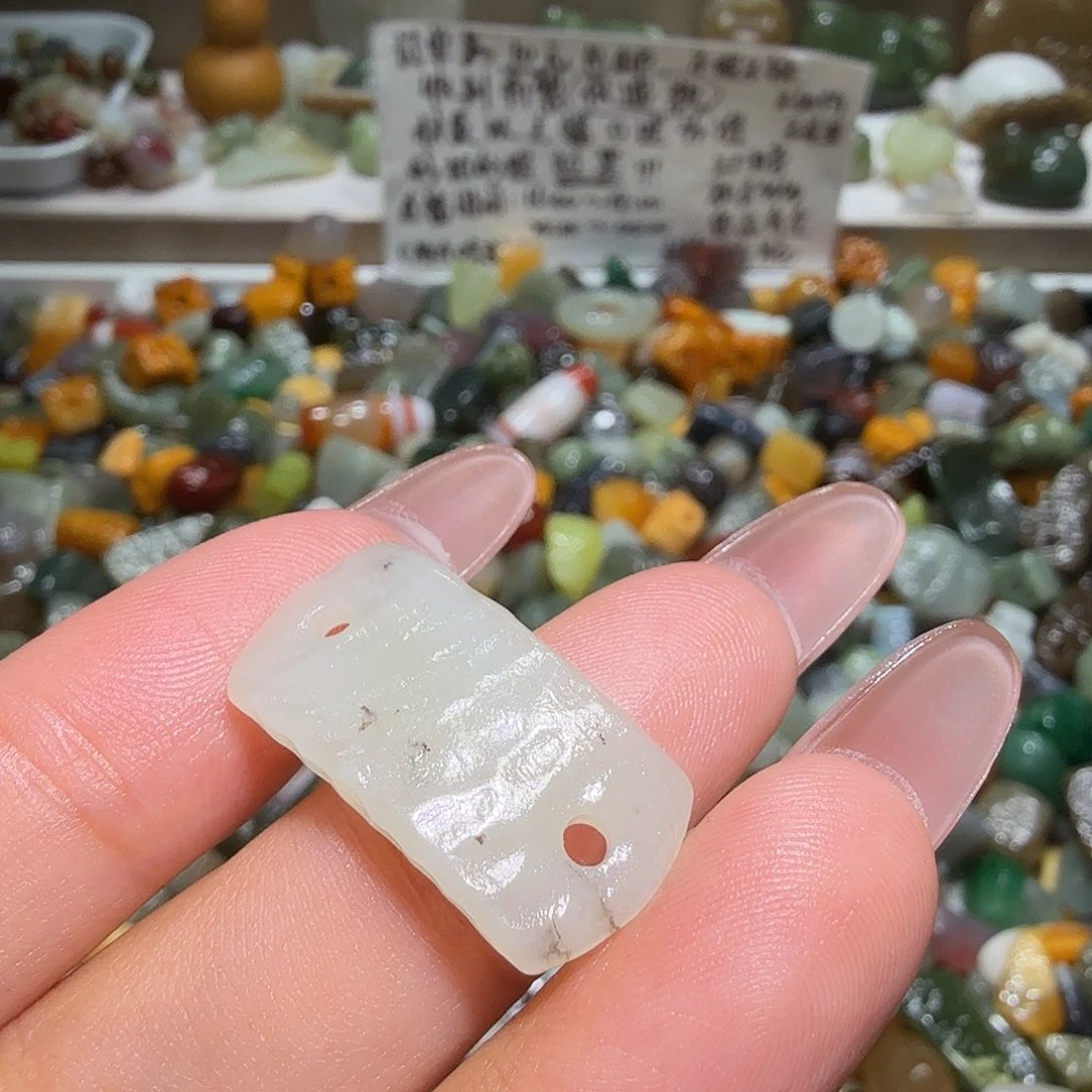 和田玉未镶嵌珠宝奇石