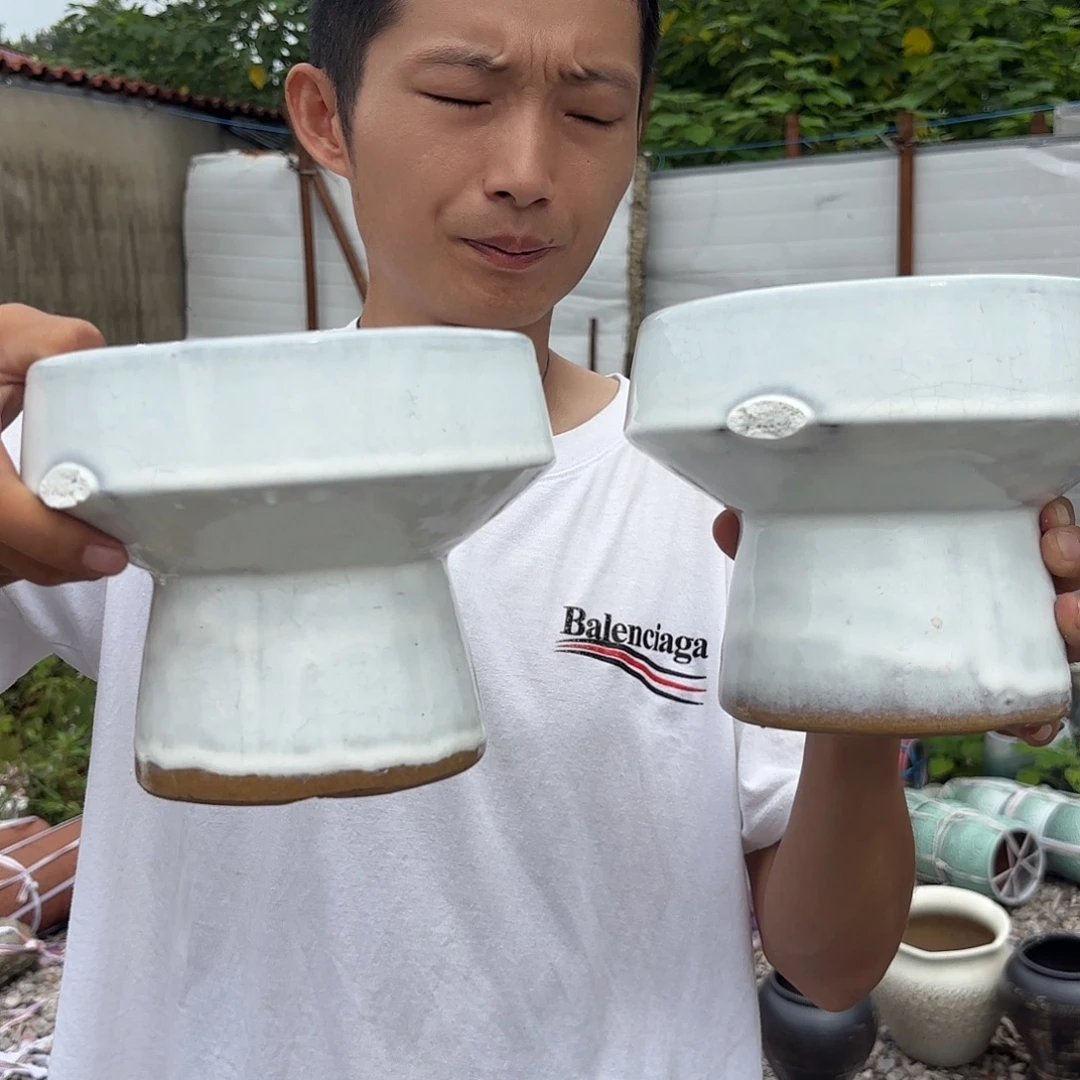 白火锅瑕疵两个口径17*16