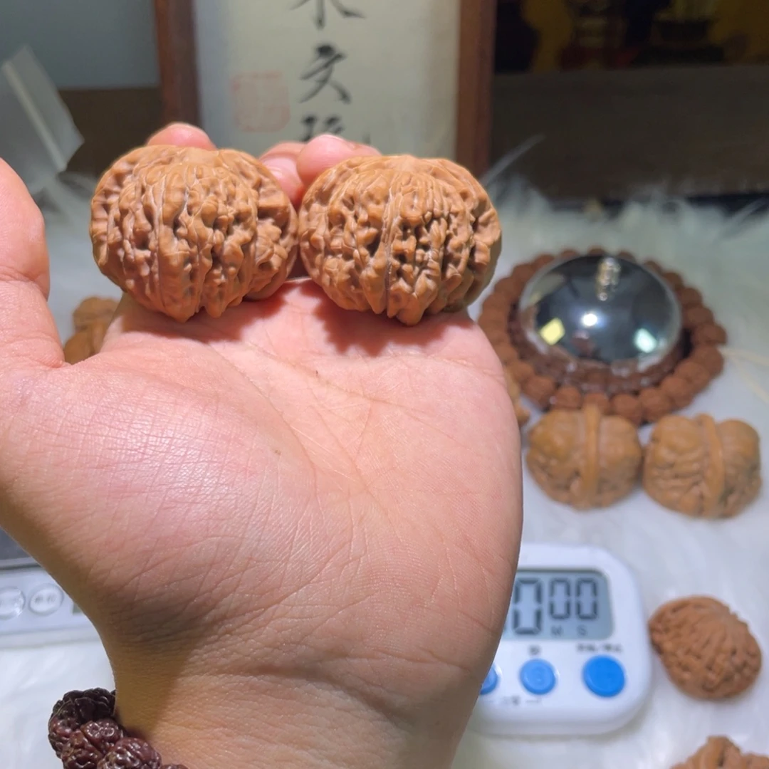 不***士43红皮汉高楼全品文玩核桃