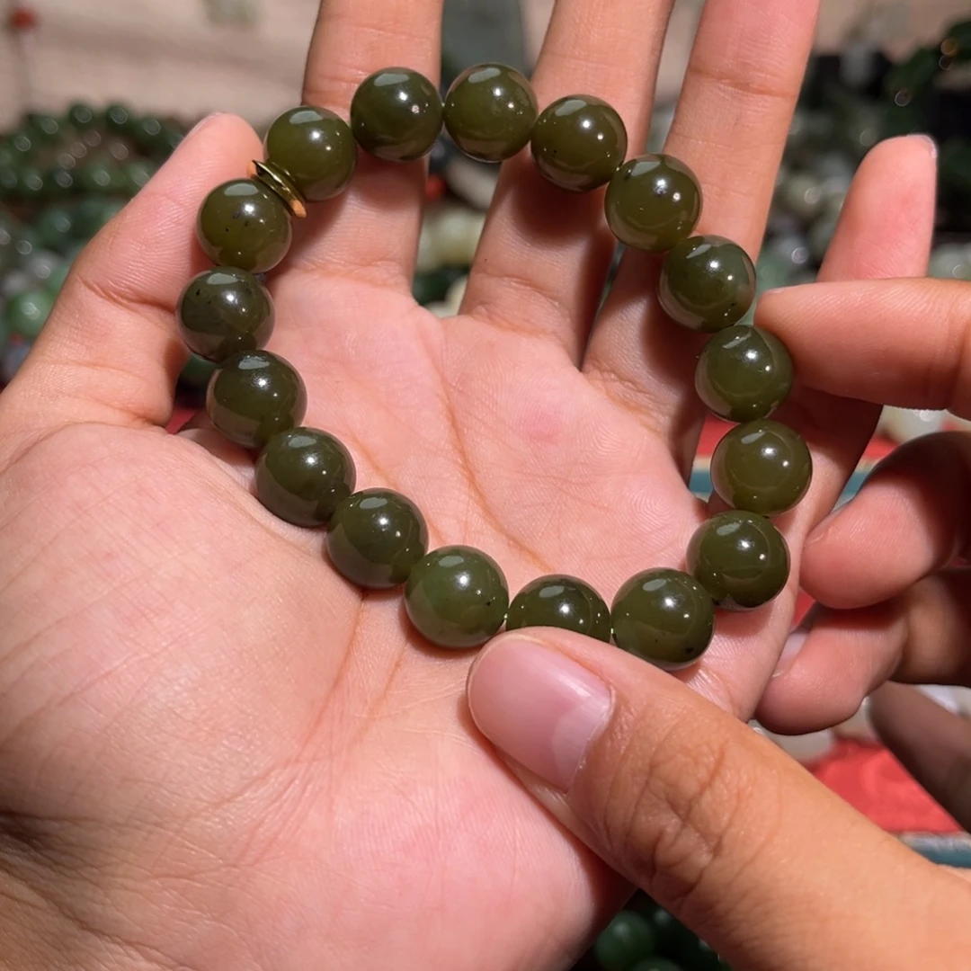 和田玉未镶嵌手串