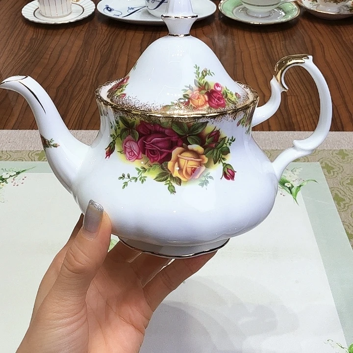瓷片杯子杯子杯子水杯杯子水杯