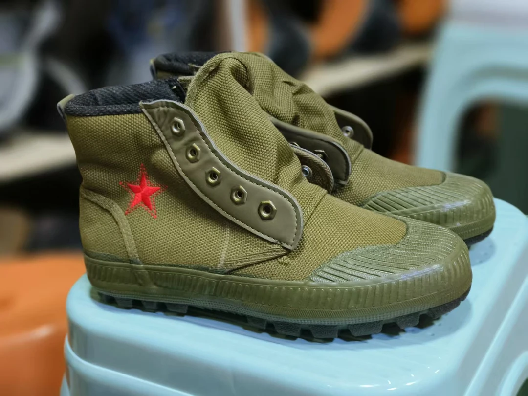 防滑高帮解放鞋男户外作训鞋帆布鞋防水防臭军鞋劳保耐磨登山鞋