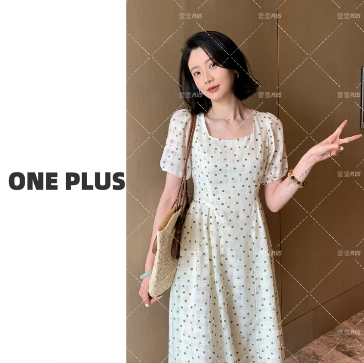 【波点旋律】2025方领经典时尚风波点设计极致舒适日常穿搭连衣裙