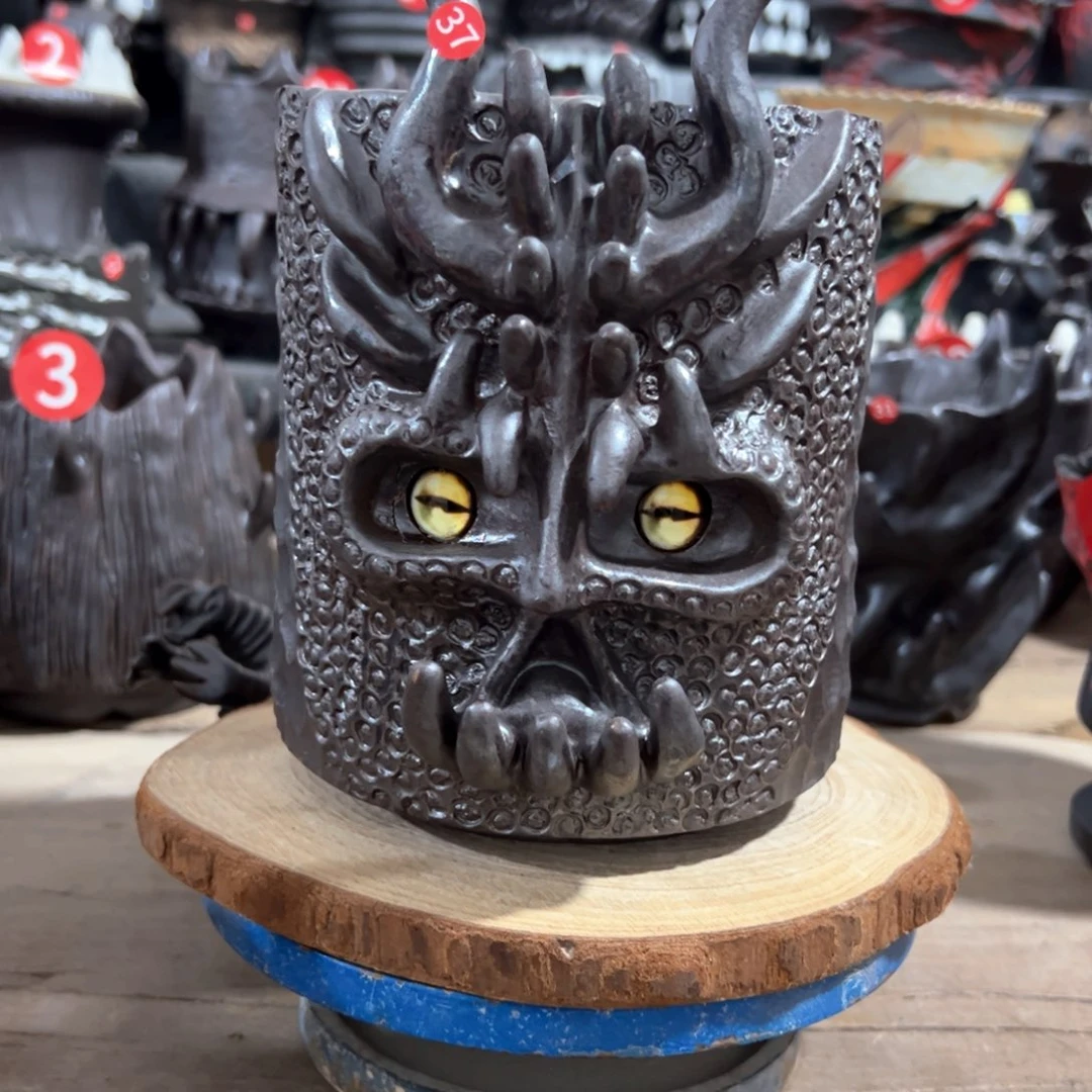 37号，瑕疵，口12-12.8高15.3