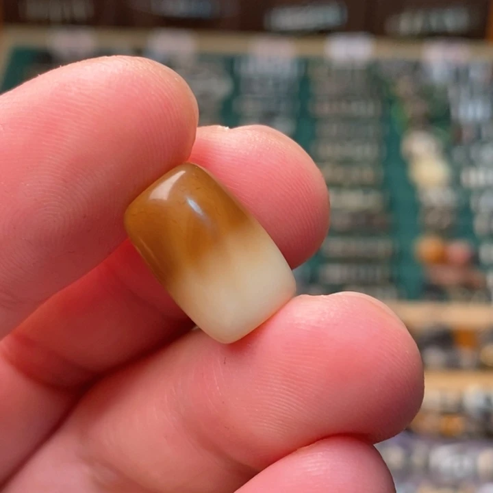 未镶嵌玛瑙/玉髓珠宝半成品