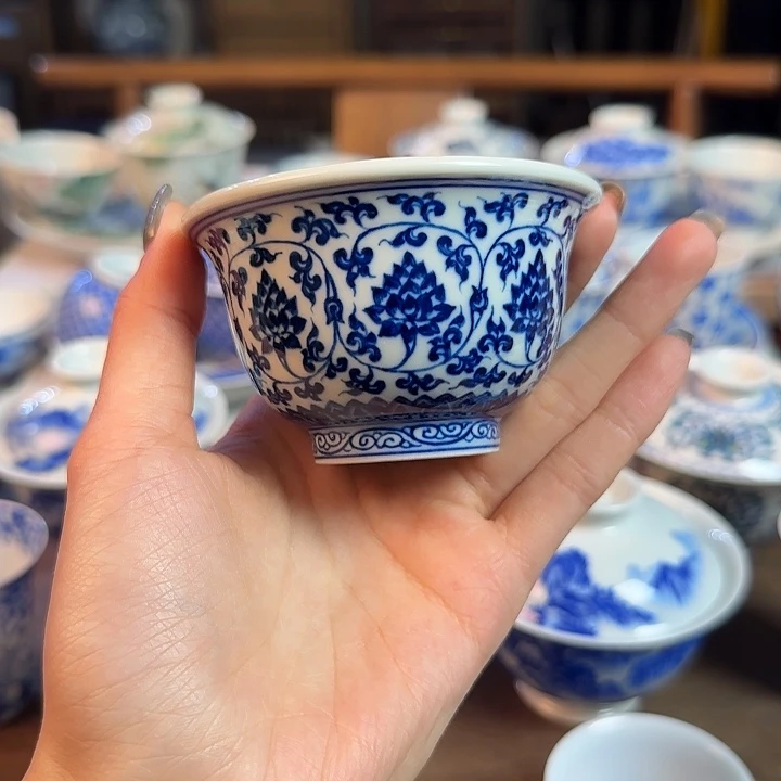 柴窑名窑口 缠枝莲压手杯放漏