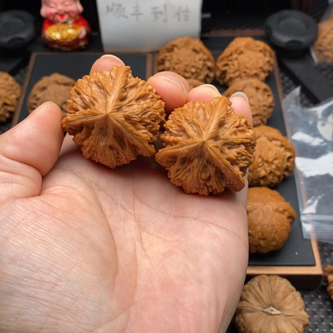 随***e文玩核桃把件文山