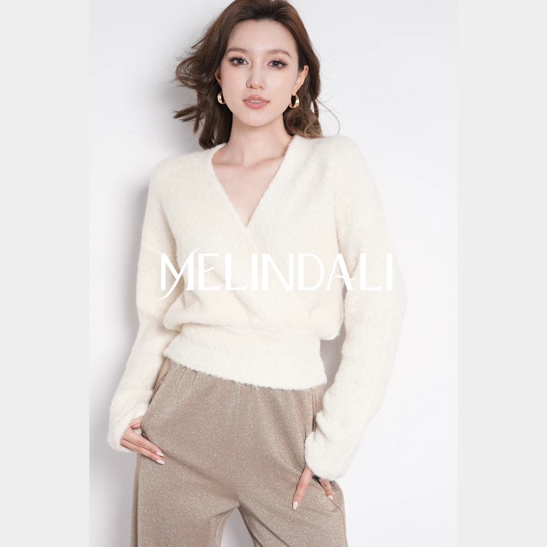 Melinda Li 【珊瑚绒绒】软糯ALPACA羊驼毛短款优雅交叠领套头毛衣