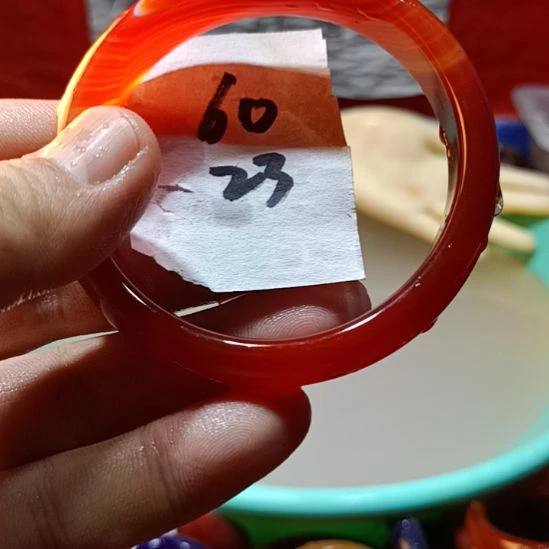 玛瑙/玉髓手镯未镶嵌