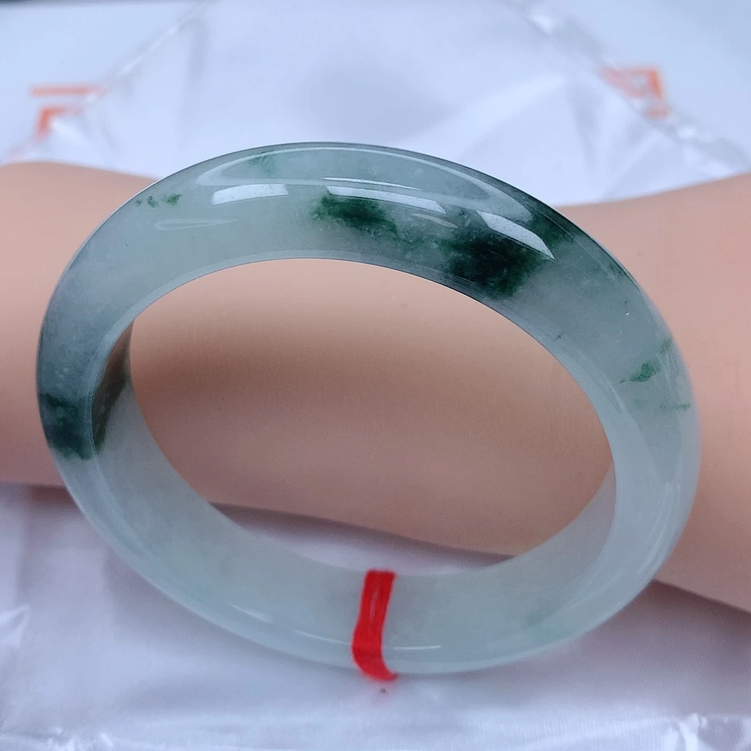 【闪购商品】未镶嵌手镯翡翠，56