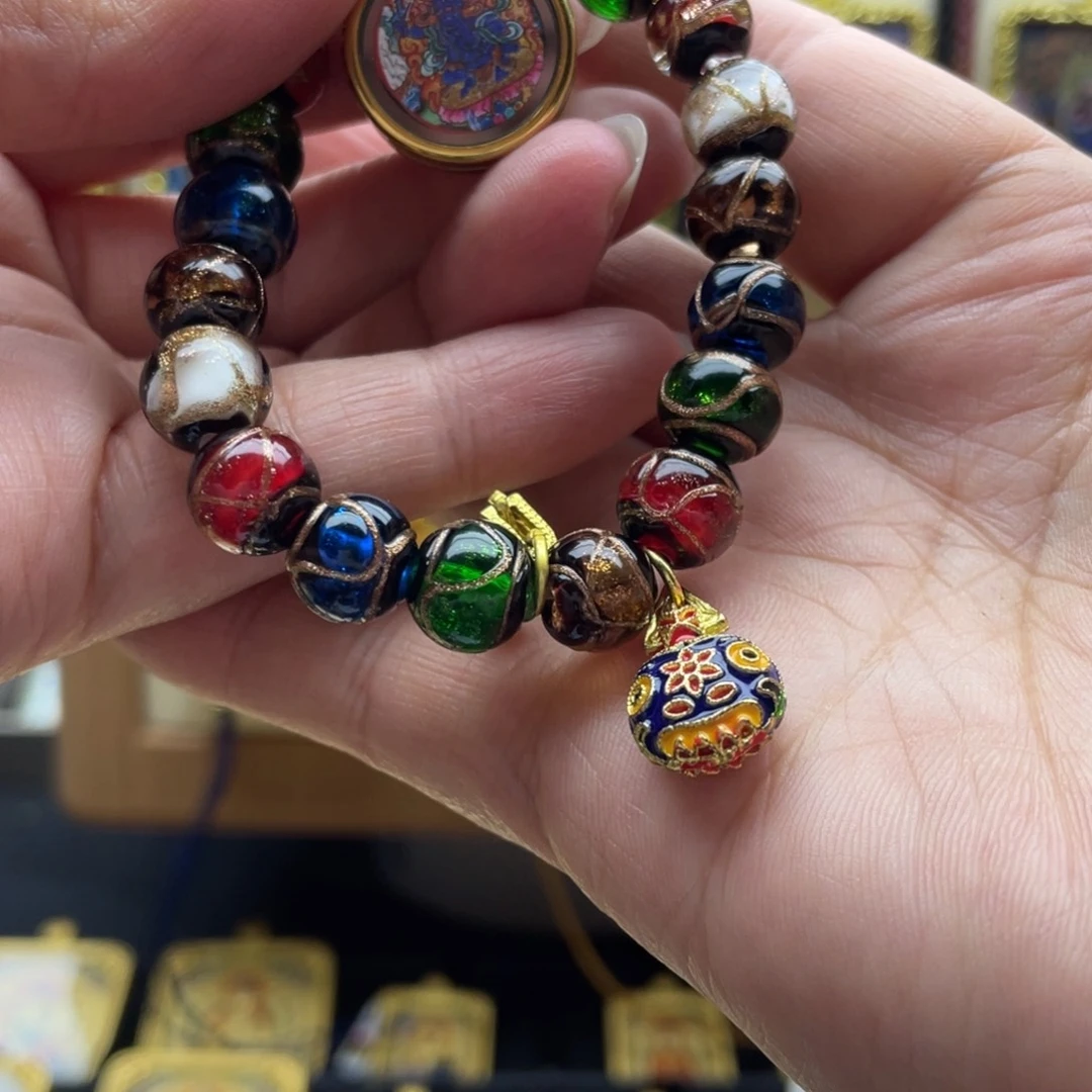 吊坠大****家唐卡一步到位后在世界上