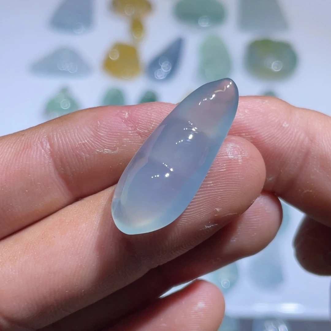 颈饰未镶嵌翡翠豆子