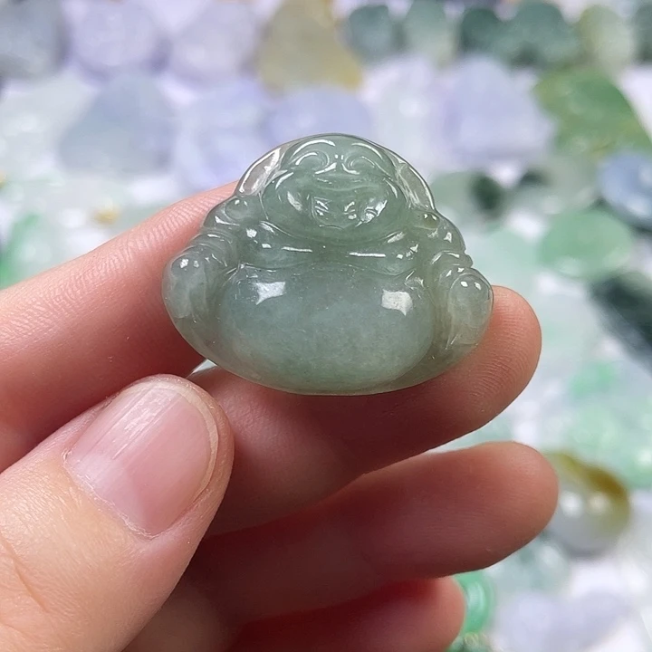 翡翠未镶嵌颈饰佛公