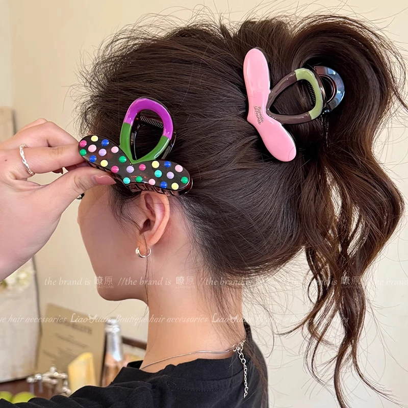 复古甜美爱心抓夹女高级感2025新款气质发夹后脑勺韩国可爱鲨鱼夹