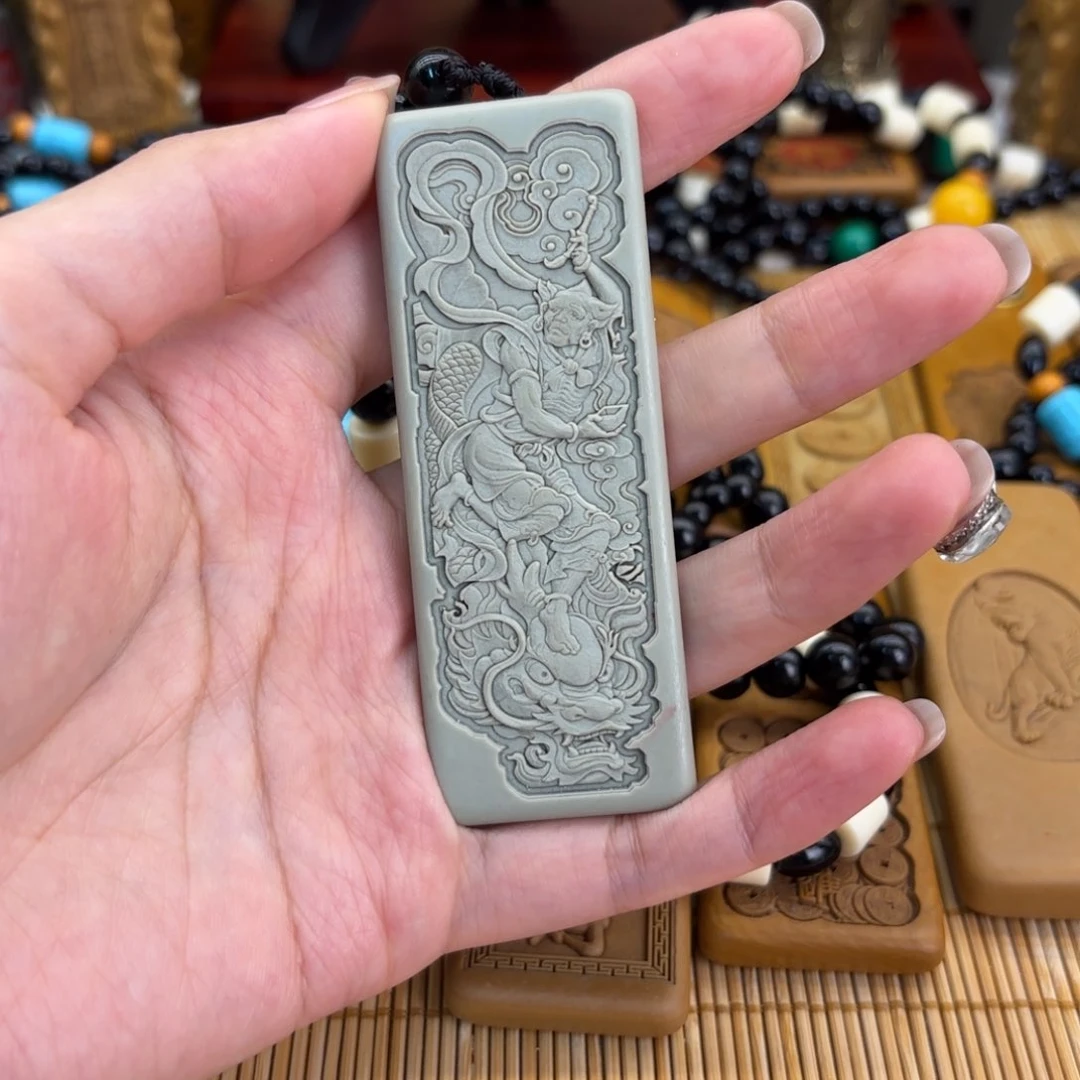 石材，本哦摸摸摸摸摸摸剧舞台