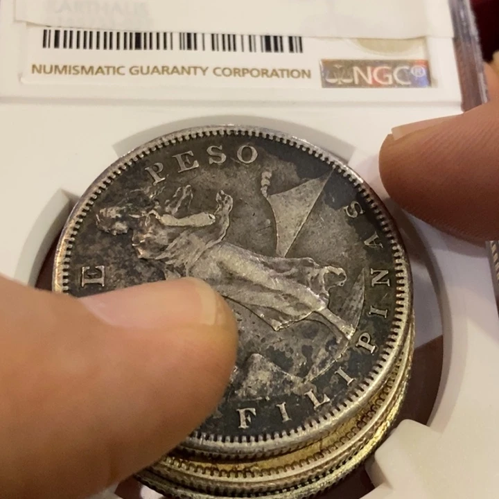 狼***8银Ag900如图三枚银币发货