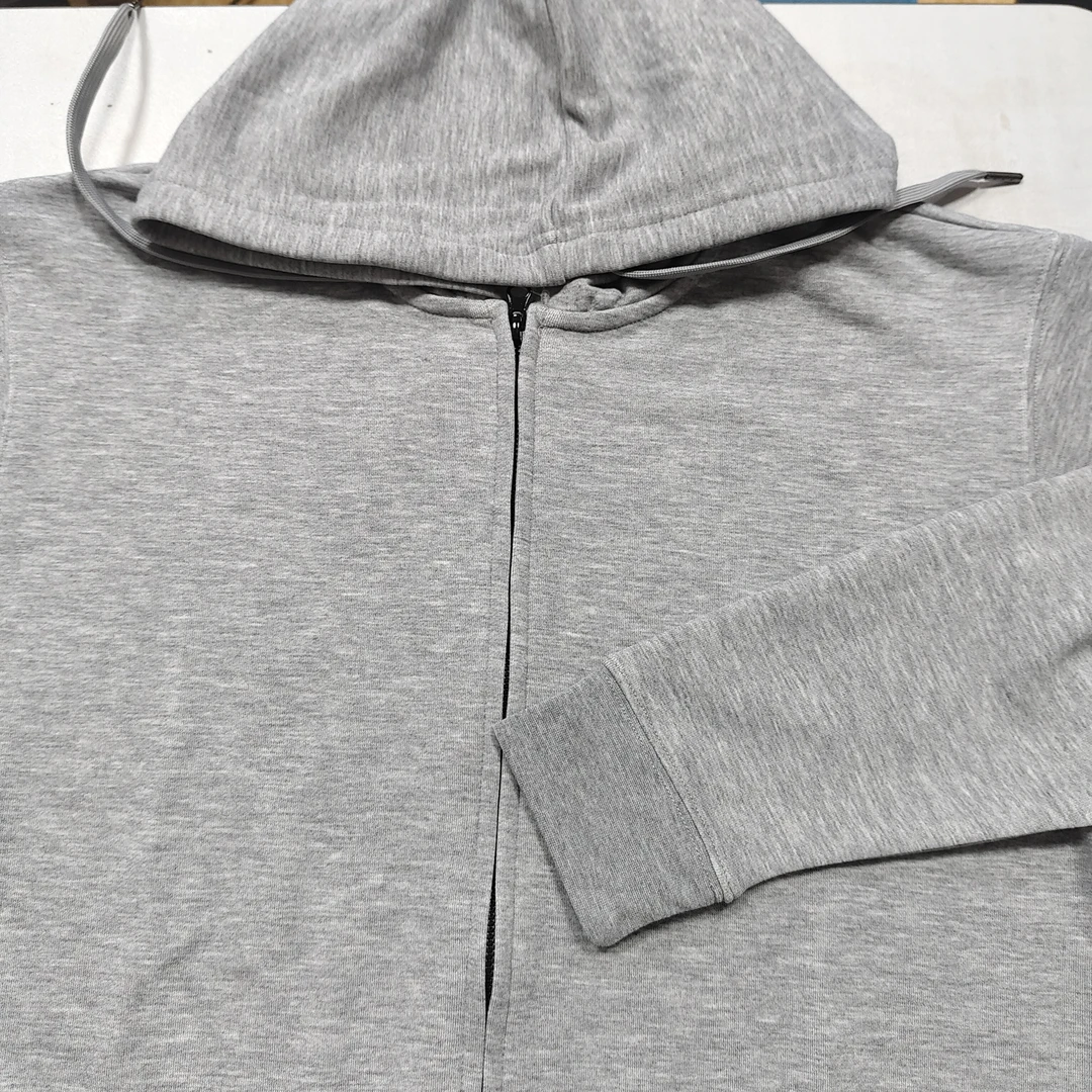 414（810）号薄款连帽长袖外套