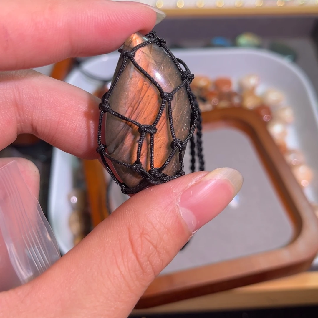 拉长石吊坠未镶嵌季*