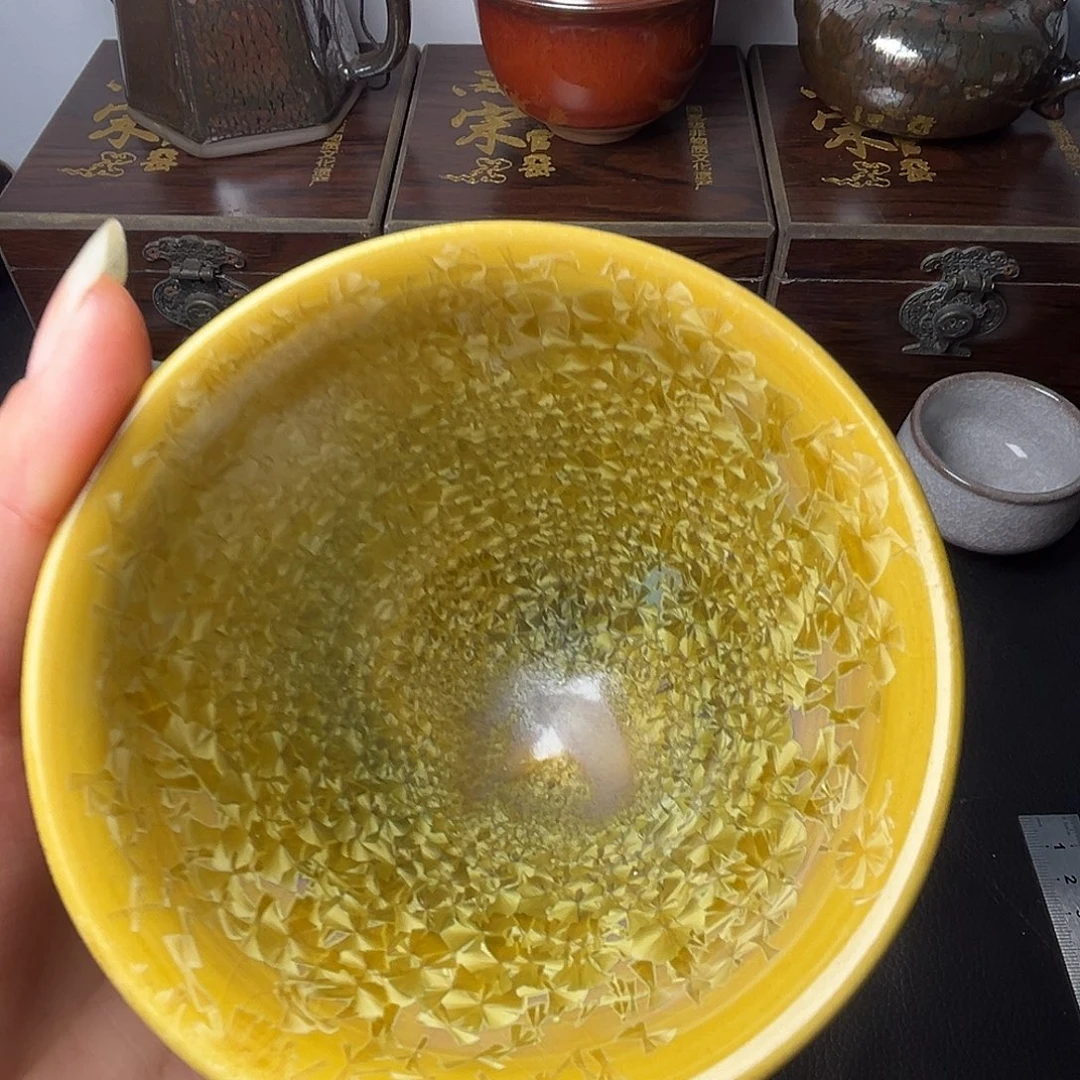 茶盏你的孩子还小嘛哈啊