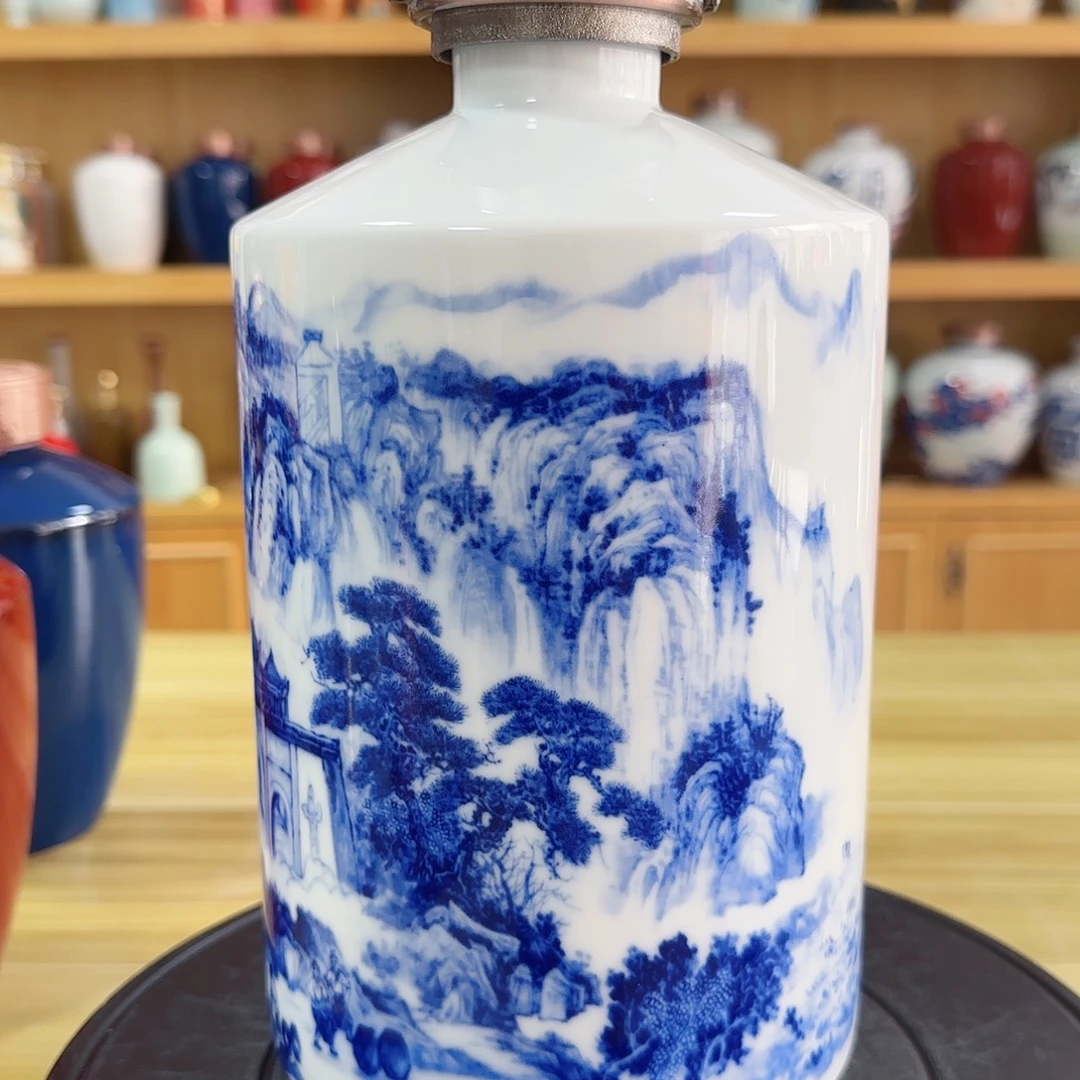 5斤装青花山水茅形瓶
