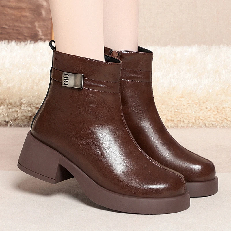 新款女真皮牛皮休闲马丁靴短靴时尚粗跟加绒英伦风春秋冬季