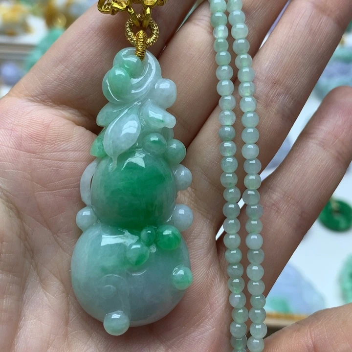 颈饰未镶嵌翡翠翡翠