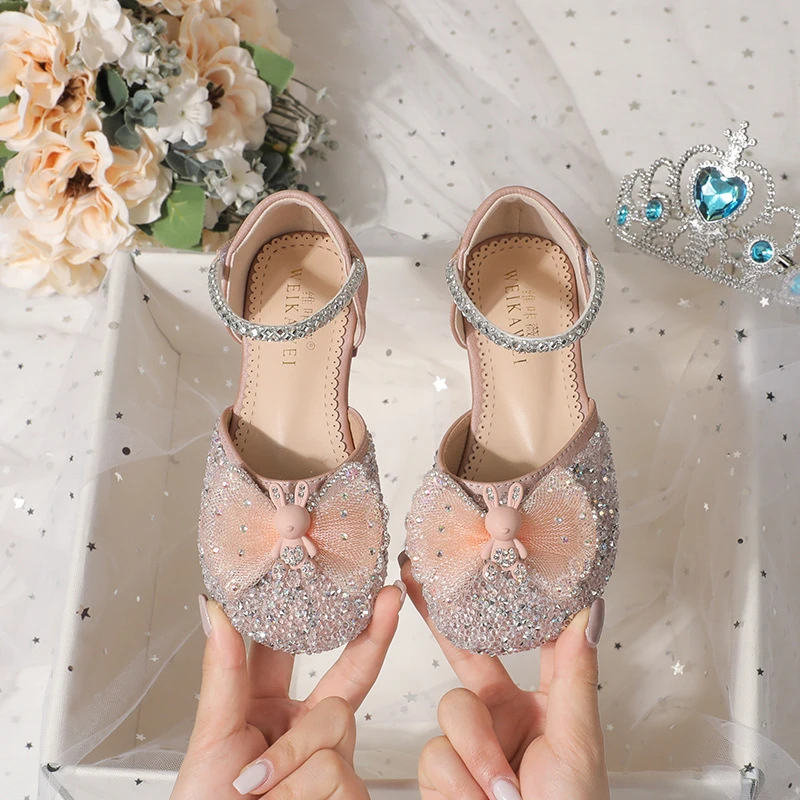 女童爱莎公主鞋夏季凉鞋宝宝演出皮鞋软底配礼服水晶鞋包头中空鞋