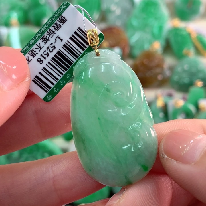 翡翠吊坠(不含链)18K金镶嵌