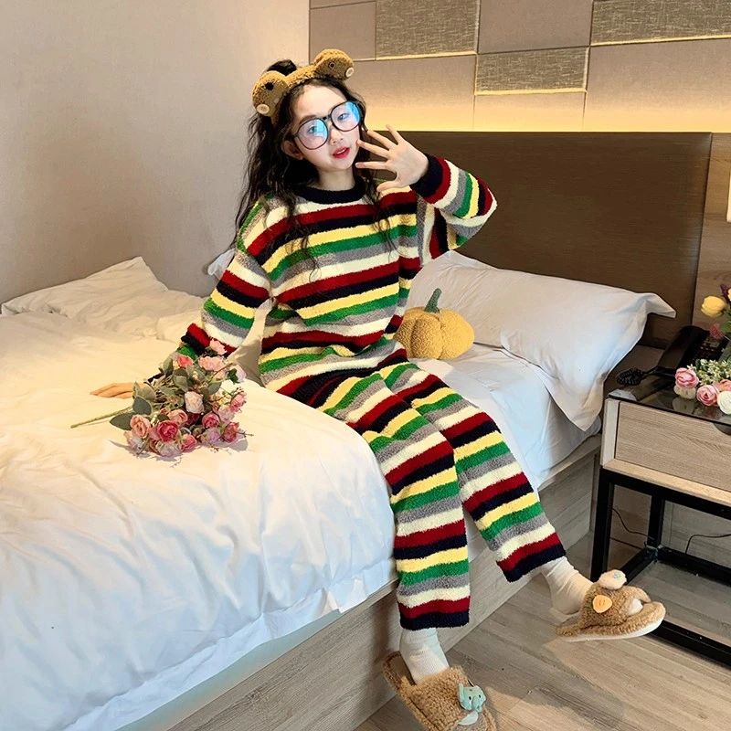女童珊瑚绒睡衣2025秋冬季新款网红爆款家居服女孩法兰绒套装冬季