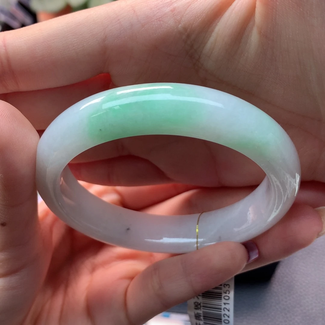 翡翠手镯未镶嵌天然缅甸翡翠