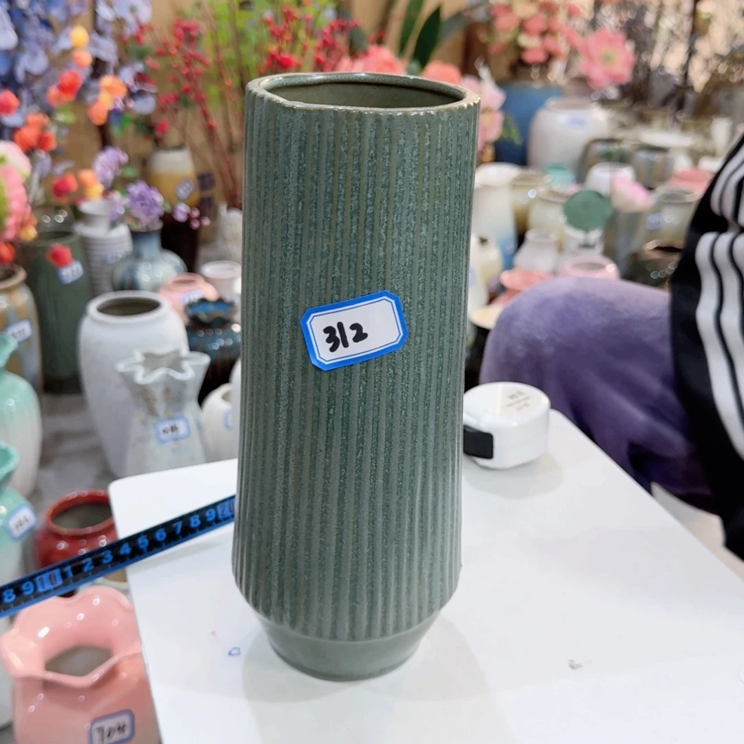 悠***然312号陶瓷高25厘米微瑕一个