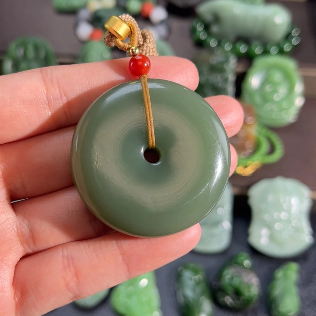 和田玉颈饰未镶嵌碧玉平安扣定制