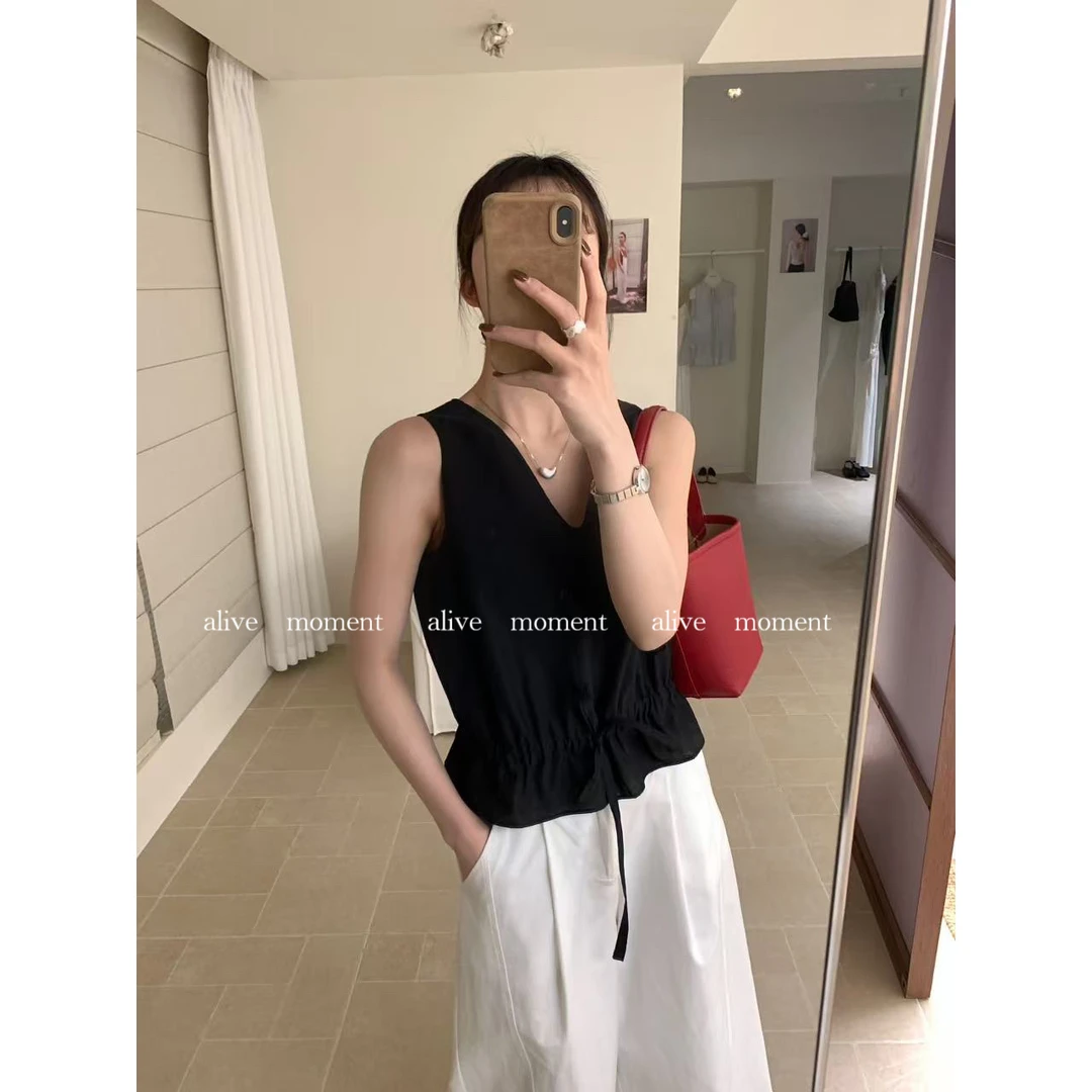 50921#ALIVE#韩系简约气质V领绑带收腰小衫(福利)