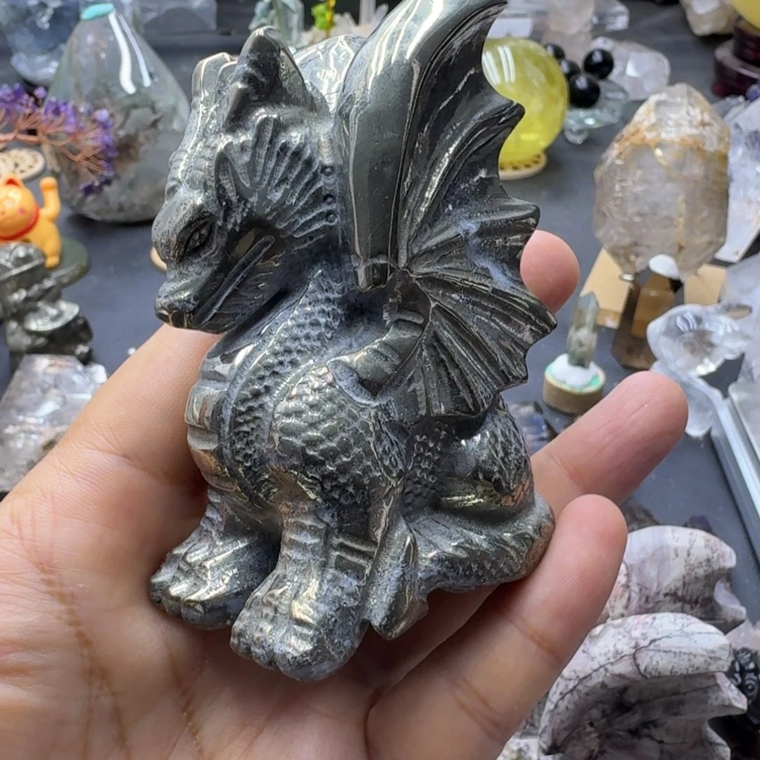 幸***花黄铁矿飞龙的特点是
