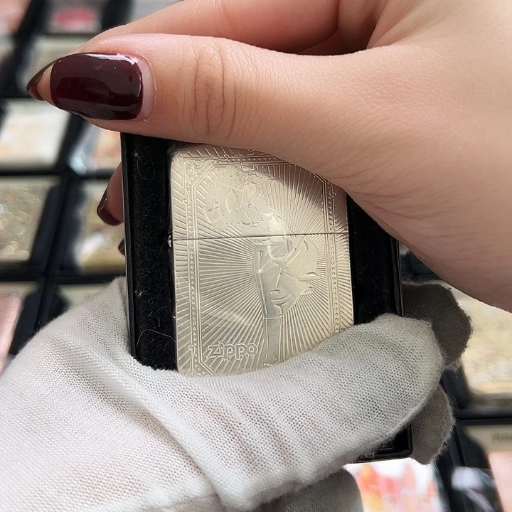 镜面盔甲镀铬风女盔甲机