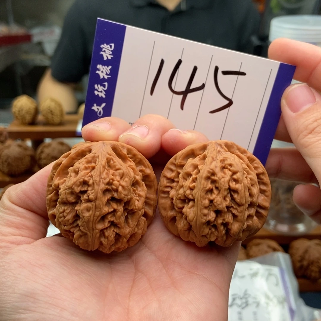 文玩核桃把件42粗筋