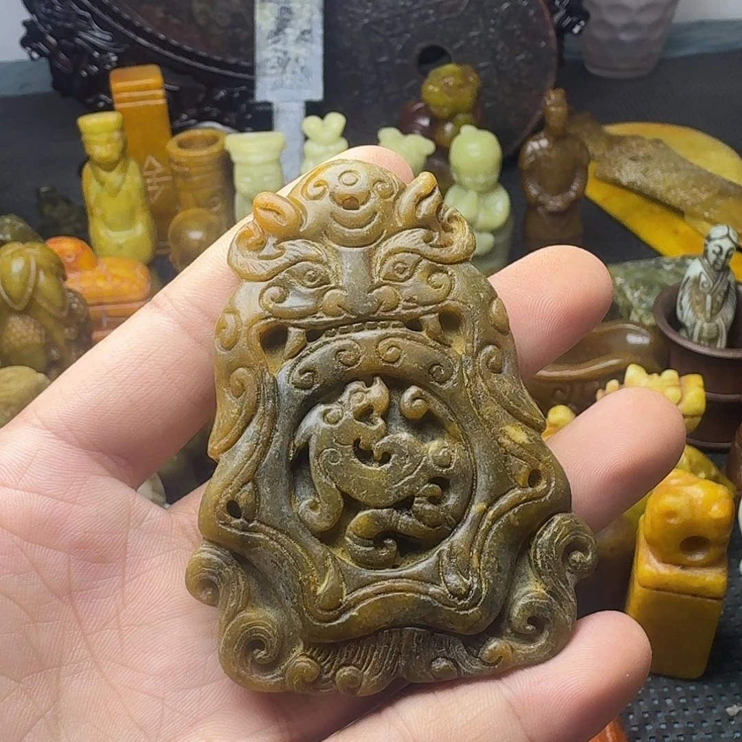 白玉菩提吊坠。。。