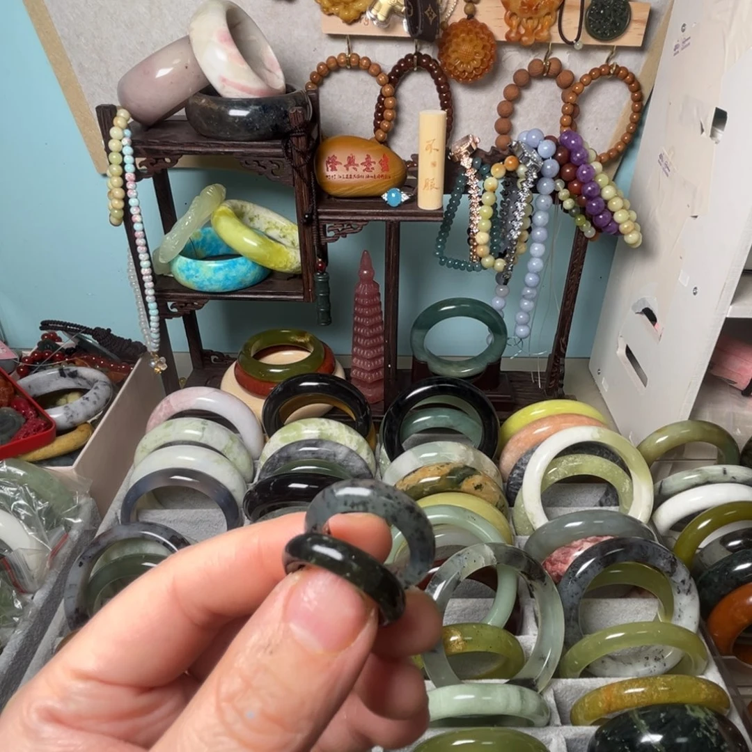 橙****蛇纹石玉未镶嵌手镯