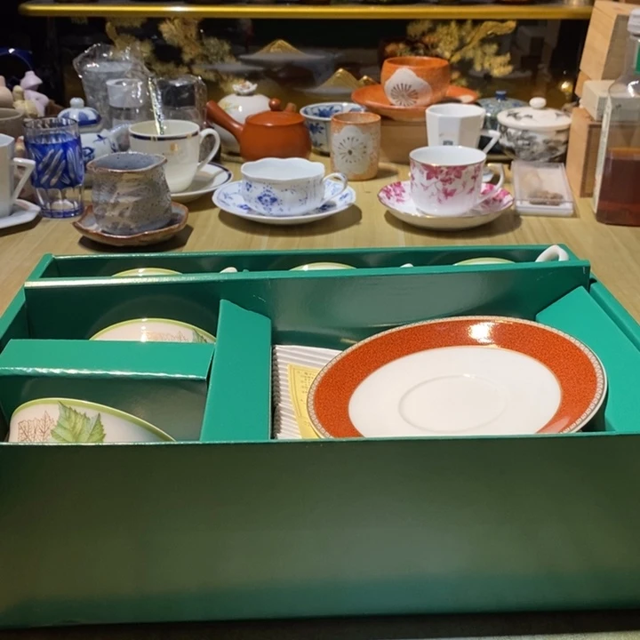 人***档易雅集工艺品有限公司